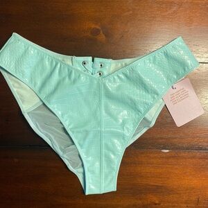 Savage x Fenty size M Cheeky Bikini Panty